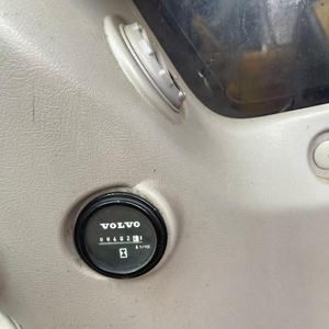 Excavadora Hidráulica de Orugas Volvo EC480DL Usada, Martillo Hidráulico, 50.5 Toneladas, Modelo 2024, Capacidad de Cucharón de 1.77m, Minería, Canteras, Trabajo Pesado - Product Image 3