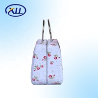 2024 nouvelle boîte à cils personnalisée pour cils de vison Mini sac à main valise cils boîte en fer blanc boîte en métal emballage en forme de valises