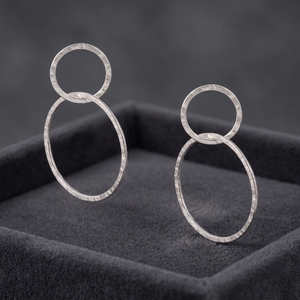Boucles d'oreilles minimalistes pour femmes en laiton plaqué or 18 carats, double cercle, brillantes, faites à la main, certifiées par un tiers, bijoux de mode, cadeau - Product Image 3