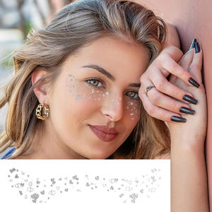 <span class=keywords><strong>Tatuaggi</strong></span> Temporanei Personalizzati con Glitter Metallici, Lentiggini Dorate e Argentate per Donne - Product Image 3