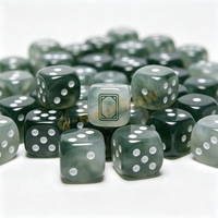 Jeu de dés D6 effet marbre 16 mm, dés marbrés à points colorés, accessoires de divertissement ronds avec logo gravé