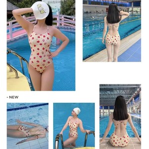 Maillot de bain une pièce respirant pour femmes avec un joli motif de fraise pour la <span class=keywords><strong>natation</strong></span> de compétition et l'entraînement - Product Image 4