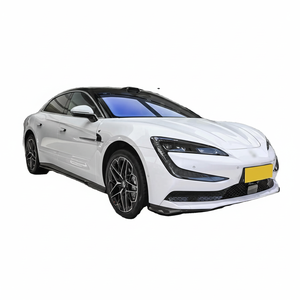 2025 U7 berline électrique pure de luxe 1306 hp véhicule à nouvelles énergies haute performance/voiture intelligente EV AWD - Product Image 1