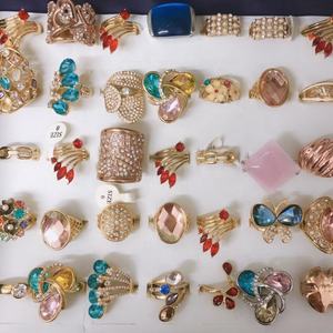 Bagues à breloques tendance 2024 pour femmes en acier inoxydable 316L, accessoires cadeaux en promotion, bijoux en cristal - Product Image 4