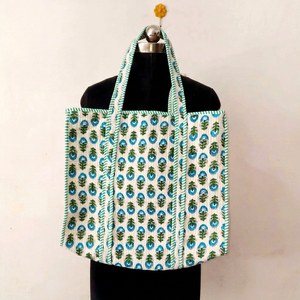 Bolsa de Mano de Lujo de Algodón Blanco con Estampado Floral Azul, Estilo Bohemio, Casual de Verano, con Cierre, para Compras, para Mujer - Product Image 1