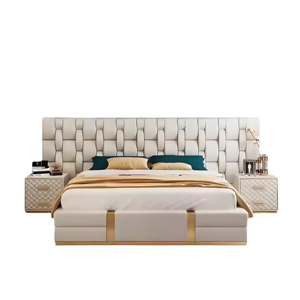 Ensemble de meubles pour chambre à coucher italien de luxe Grande tête de lit Lit classique en cuir véritable Lit rembourré en bois - Product Image 1