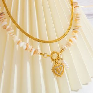 Collar de Acero Inoxidable con Piedra Natural, Colgante de Perla en Forma de Corazón con Corte Princesa, Chapado en Oro de 18K, Estilo Moderno para Mujer, Ideal para Fiestas - Product Image 2