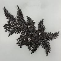 Applique florale en dentelle brodée multicolore avec sequins et cristaux pour robe de mariée, vêtements de danse et accessoires