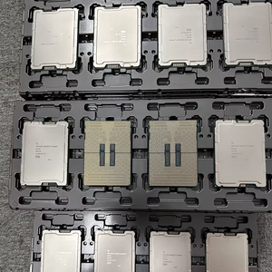 Procesador Intel Xeon Gold 6558Q Nuevo para Servidor con 60M de Caché y Velocidad de 3.20 GHz FC-LGA16N Bandeja Sistema Líquido - Product Image 1