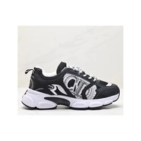 Chaussures de haute qualité pour homme, chaussures décontractées en cuir pour femme, baskets légères, antidérapantes, pour le sport en plein air, mode