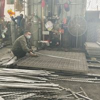Grille de plancher en acier galvanisé à chaud pour ponts et bâtiments, matériau de construction moderne, fabriquée à Foshan