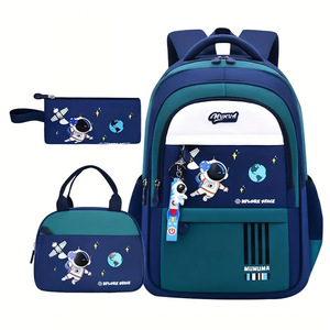 2025 <span class=keywords><strong>Mochila</strong></span> de escuela primaria con temática de astronauta popular transfronteriza conjunto de tres piezas transpirable reductor de peso para niños <span class=keywords><strong>Amazon</strong></span> - Product Image 2