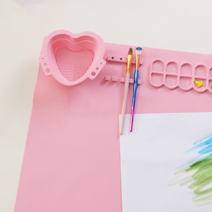 แผ่นซิลิโคนสเก็ตช์ภาพแบบข้ามพรมแดนสำหรับเด็กแผ่นวาดภาพสีน้ำมันกราฟฟิตีงานศิลปะอเนกประสงค์ - Product Image 1