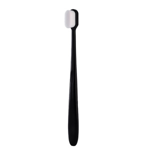 Brosse à dents nano manuelle à poils souples avec charbon de bambou pour la protection des gencives des adultes, design compact - Product Image 3