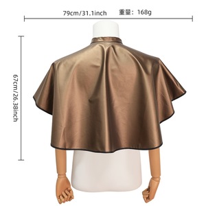 ผ้าคลุมตัดผมคุณภาพสูง ป้องกันไฟฟ้าสถิตย์ กันน้ำ กันน้ำมัน ขนาด 80*70 ซม. สำหรับย้อมผมและอบไอน้ำ - Product Image 1