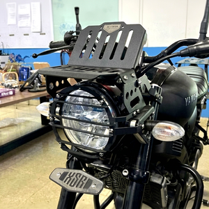 Bolsa Trasera M-BIKER para Yamaha XSR155 con Protector de Faro - Product Image 1