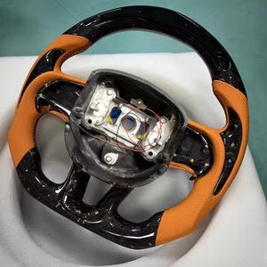 Point de volant LED en carbone forgé de style sportif conçu pour les modèles sportifs <span class=keywords><strong>Dodge</strong></span> <span class=keywords><strong>Challenger</strong></span> SRT <span class=keywords><strong>RT</strong></span> M6 X4 1 Series X3 M2 - Product Image 5