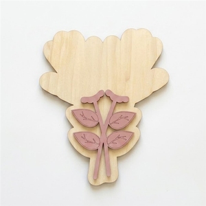 Ornement en bois en forme <span class=keywords><strong>de</strong></span> fleur, <span class=keywords><strong>empreinte</strong></span> <span class=keywords><strong>de</strong></span> <span class=keywords><strong>main</strong></span>, artisanat décoratif fait <span class=keywords><strong>main</strong></span> pour cadeau <span class=keywords><strong>de</strong></span> fête des Mères et souvenir familial - Product Image 2