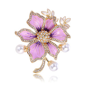 Broches de Cristal con Flores, Modernos y Elegantes, Botones de Diamantes de Imitación, Aleación Chapada en Oro, Personalizados, Unisex, para Uso Diario, Regalo de Boda, Fiesta - Product Image 6