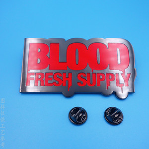 Insignia de metal esmaltado con diseño 3D de mariposa de forma irregular, color níquel negro, para suministro de sangre, diseño fresco - Product Image 2