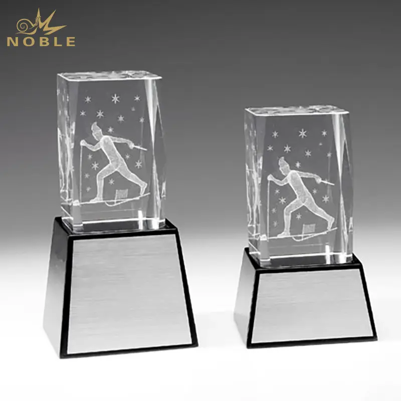 Noble-regalo de negocios de cristal óptico con láser 3D, Logo personalizado grabado, copa de trofeo de esquí, premio, artesanía de mano