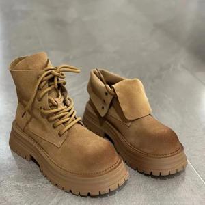 รองเท้าหนังแท้ของผู้หญิง, รองเท้าบู้ทสั้น2025ฤดูหนาวรองเท้าบูทหนังกลับมีปกแบบย้อนยุคพื้นรองเท้าหนาสำหรับขี่มอเตอร์ไซค์ - Product Image 5