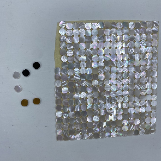 Natural Color Mother of Pearl 4*3mm  Loose MOP Shell Four Leaf Clover Charm Pendant for Bracelet