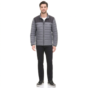 Blouson matelassé en toile respirant et confortable pour homme avec col montant et logo frontal, longueur/taille/couleur personnalisables pour l'hiver 2026 - Product Image 1