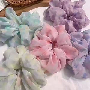 Vente en gros de chouchous pour cheveux géométriques élastiques de mode, grands et élégants, pour femmes et filles, usage quotidien - Product Image 2