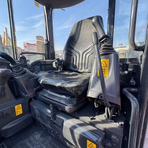 Oferta Especial: Excavadora Compacta Usada Yanmar VIO55 de 5.5 Toneladas con Topadora para Trabajos en Sitios Estrechos - Product Image 6