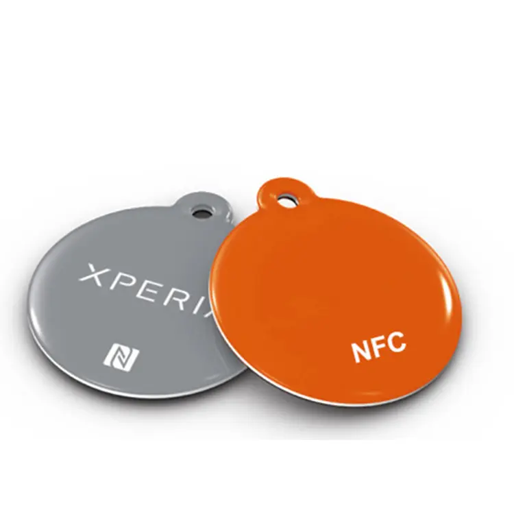 Nfc тег. NFC бирка. NFC метки Sony Xperia. NFC бирка для одежды.