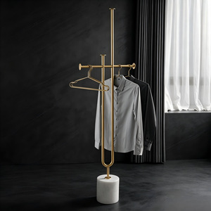 Porte-manteau sur pied standard en cuivre, design colonne métallique, pour chambre et salon, rangement de vêtements - Product Image 1