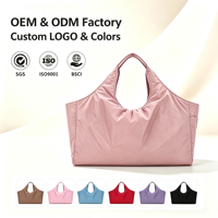 Sac fourre-tout matelassé en nylon grande capacité personnalisé, sac à main léger et lavable pour le voyage, le travail et le quotidien