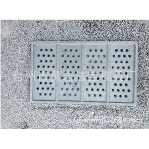 Molde de inyección para cubierta de zanja de hormigón, molde de plástico personalizado de múltiples cavidades con disposición horizontal para uso en drenaje - Product Image 1