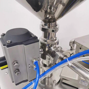 <span class=keywords><strong>Machine</strong></span> chimique à <span class=keywords><strong>huile</strong></span> à moteur de haute précision à buse unique horizontale semi-automatique de vente chaude pour la fabrication de cosmétiques - Product Image 3