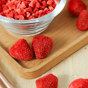 Wholesale organic chinese dried strawberries whole with good quality freeze dried whole strawberry fruit