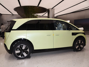 ZEEKR MIX 2025, conduite intelligente longue portée, 702 km CLTC, MPV 5 places, charge rapide 800V, L2+ ADAS, voiture électrique pure - Product Image 5