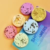 Comprimés colorés de vapeur de douche pétillante de station thermale d'huile essentielle d'ingrédients faits sur commande de vegan pour le spa à la maison