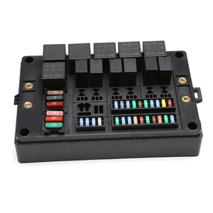 Boîte à fusibles <span class=keywords><strong>mini</strong></span> auxiliaire en plastique noir pour protection de circuit automobile, porte-<span class=keywords><strong>fusible</strong></span> - Product Image 2