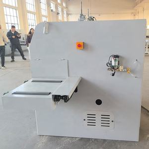 Scie à <span class=keywords><strong>bois</strong></span> automatique multi-lames pour <span class=keywords><strong>bois</strong></span> de construction, haute performance, pour une production à volume élevé - Product Image 4