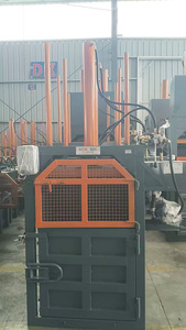 Canette en aluminium/bouteilles pour animaux de compagnie/papier/carton/vieux vêtements/compacteur Presse à balles hydraulique Presse à balles avec dispositifs de sécurité - Product Image 5