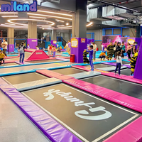 Solution clé en main pour parc de trampolines intérieur, équipement de terrain de sport commercial pour les projets de centres de divertissement familial