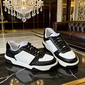 Zapatillas Casuales Bajas Blancas y Negras, Mocasines de Cuero Premium con Paneles Perforados, Unisex, Antideslizantes, Resistentes a Impactos, Elevan la Estatura - Product Image 2