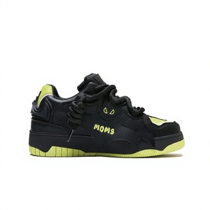 Sneakers Chunky con Suola Spessa e Rialzo Interno [<span class=keywords><strong>Black</strong></span> Warrior] di Guangzhou, Design Tendenza Nazionale <span class=keywords><strong>Batman</strong></span>, Tomaia in Pelle Bovina a Doppio Strato - Product Image 1