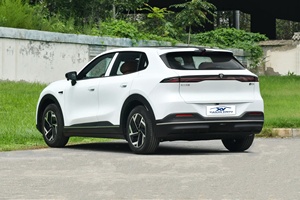 En stock dès maintenant : Deepal S05 2027, SUV 100% électrique 520 km RWD LHD, Vente en gros, Meilleure vente Blanc Clair de Lune pour importateurs mondiaux - Product Image 5