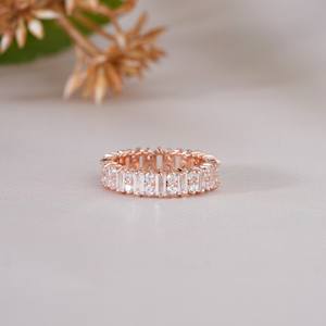 Anillo de eternidad con diamantes baguette en oro rosa, banda de diamantes completa de lujo, elegante joyería fina para mujer para boda o compromiso - Product Image 6