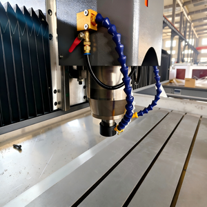 Machine de fraisage CNC pour bois de table avec système de contrôle NC Studio, fournie par l'usine chinoise - Product Image 3