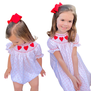 ชุดเดรสเด็กผู้หญิงลายปักลายวาเลนไทน์ ปี 2024 คุณภาพสูง ผ้าฝ้าย 100% ขั้นต่ำในการสั่งซื้อน้อย รับออกแบบตามสั่ง ขายส่ง ผลิตในเวียดนาม เสื้อผ้าเด็ก - Product Image 5