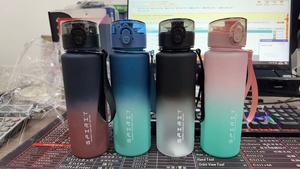 2025 nouvelle édition étudiante tasse de sport haute valeur de couleur grande capacité été tasse en plastique pour hommes femmes pour Camping randonnée - Product Image 4