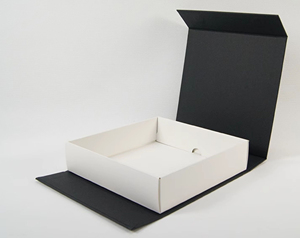 Cajas de Cartón Rígido Magnéticas Universales Listas para Enviar, con Revestimiento de Papel Kraft Corrugado, Protección UV/Impresión a Cuatro Colores/Estampado en Caliente para Promoción - Product Image 5